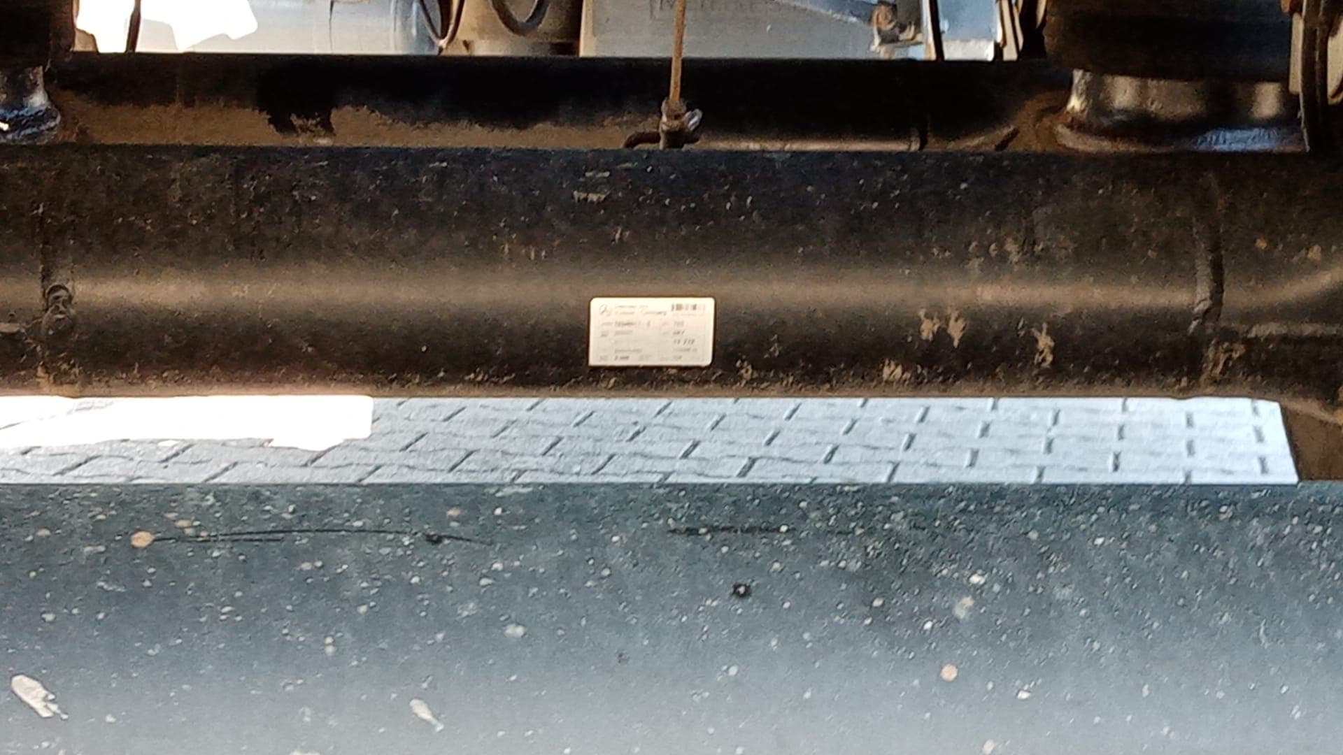47023 9