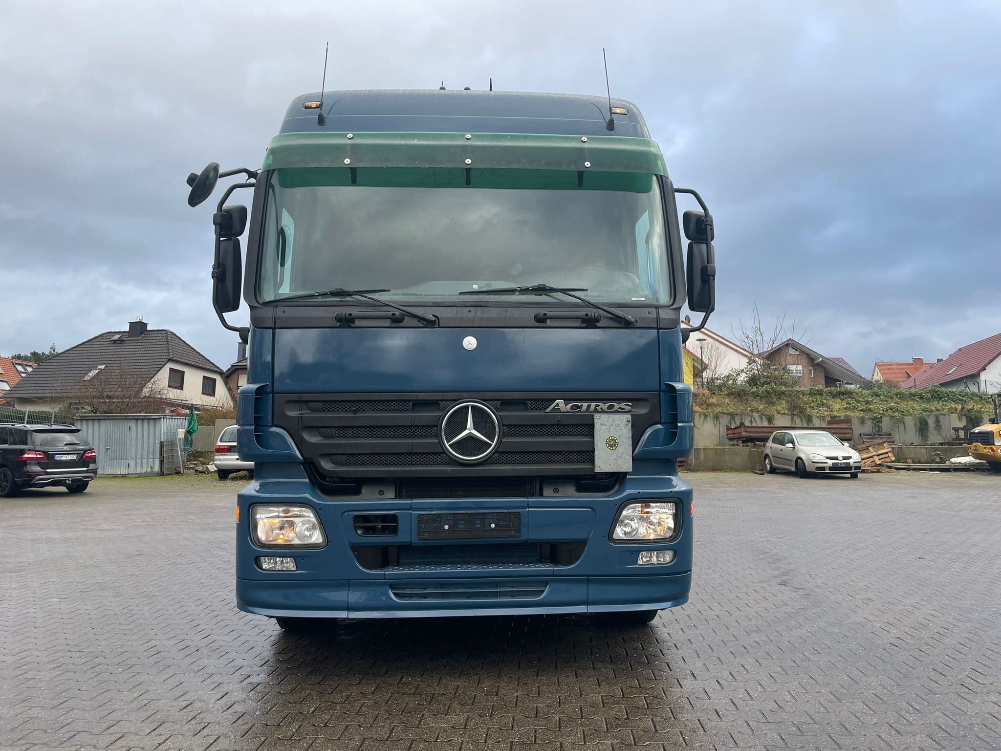 E46025 4